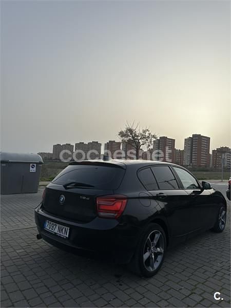 Begagnad BMW 118 143 HK (105 kW) 2013 Svart Halvkombi