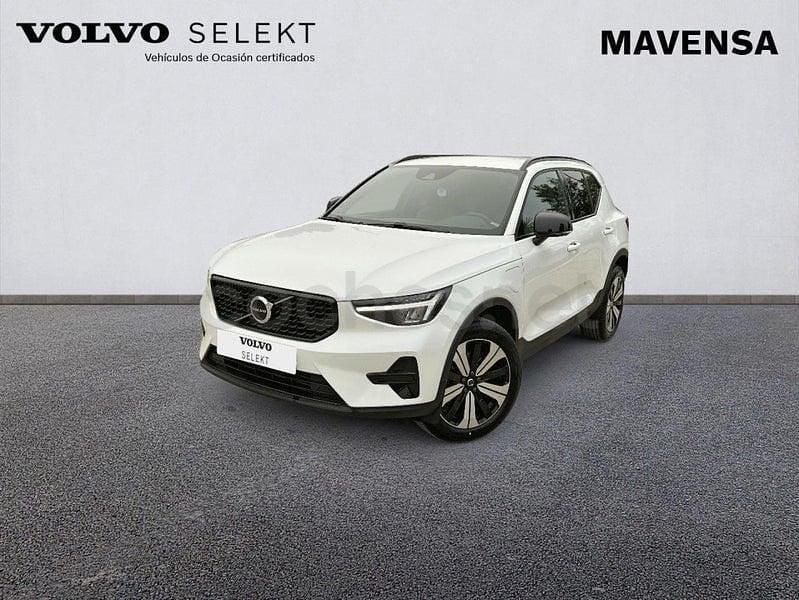 Usado Volvo XC40 Plus 211 CV (155 kW) 2022 Blanco SUV