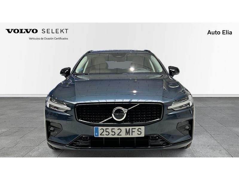 Usado Volvo V60 Plus 197 CV (144 kW) 2023 Azul Familiar