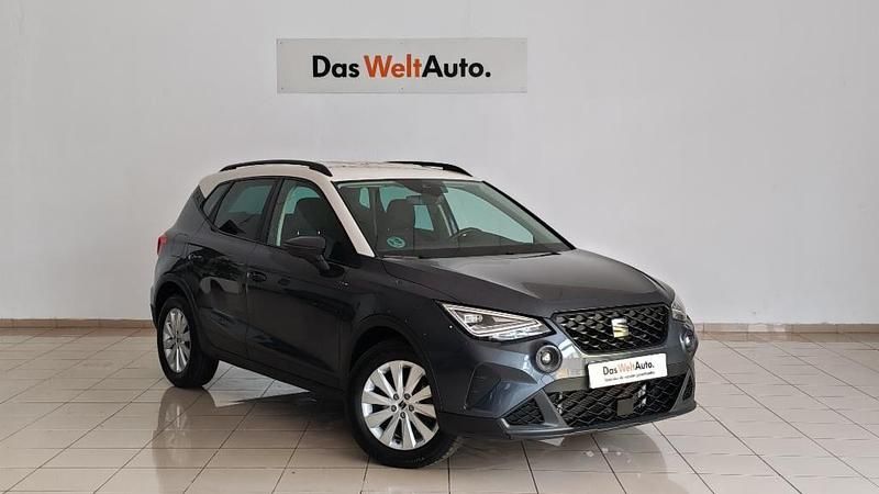 Usado Seat Arona Style 115 CV (84 kW) 2025 Gris SUV