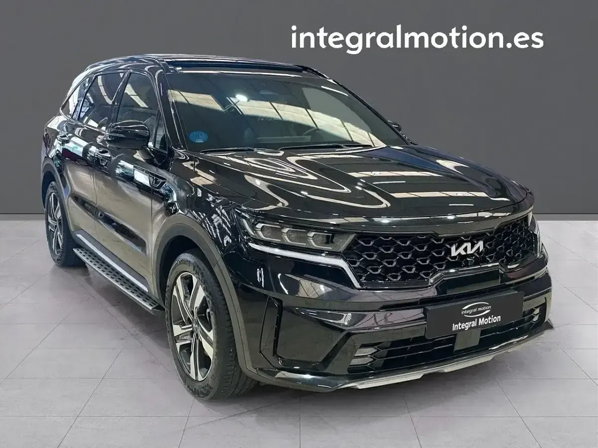Usado Kia Sorento 265 CV (194 kW) 2023 Negro SUV