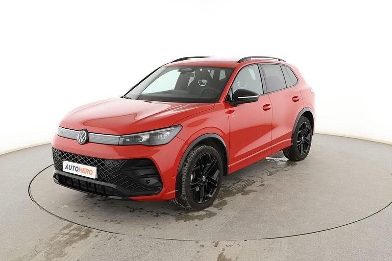 Usado VW Tiguan R-line 150 CV (110 kW) 2024 SUV