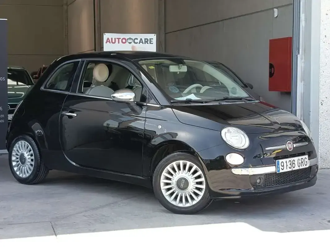 Usado Fiat 500 Lounge 69 CV (50 kW) 2009 Negro Descapotable