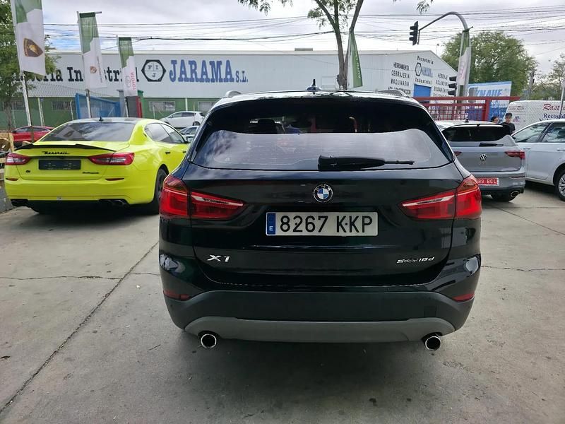 Usado BMW X1 150 CV (110 kW) 2018 Negro SUV