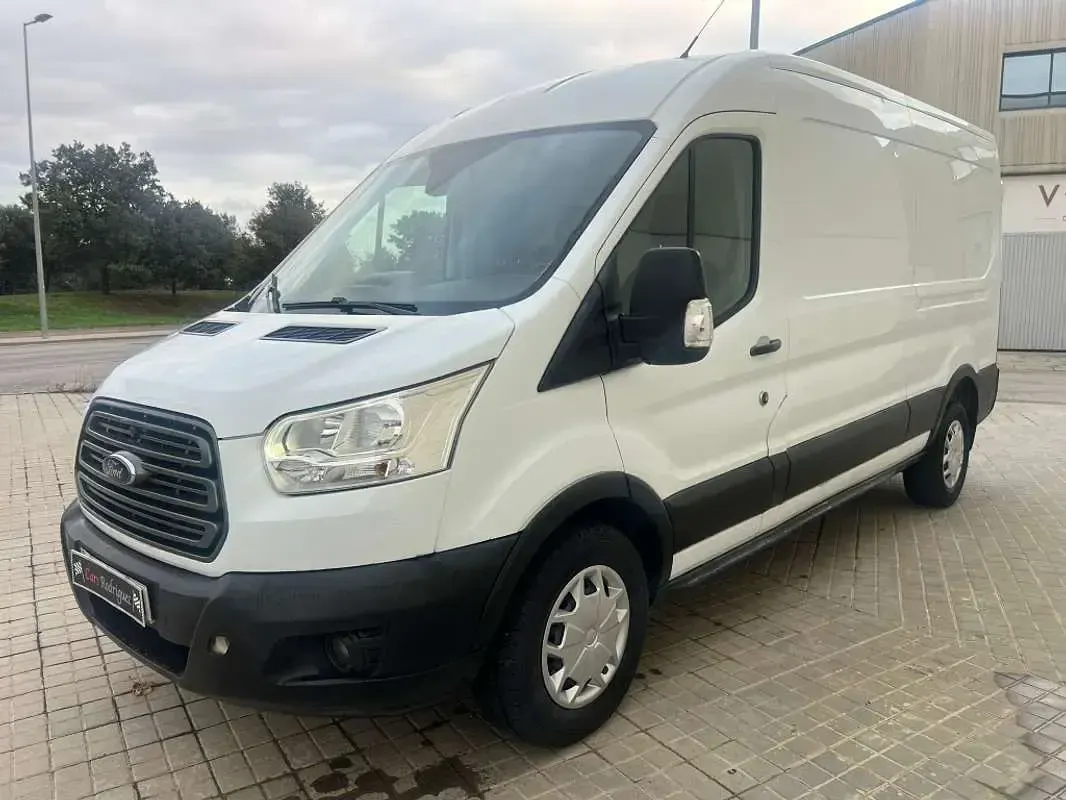 Usado Ford Transit Trend 131 CV (96 kW) 2020 Blanco Van