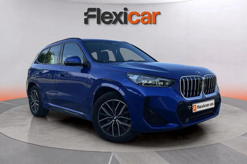 Azul Usado 2024 BMW X1 xLine SUV | 36.990 € - Imagen 1/4