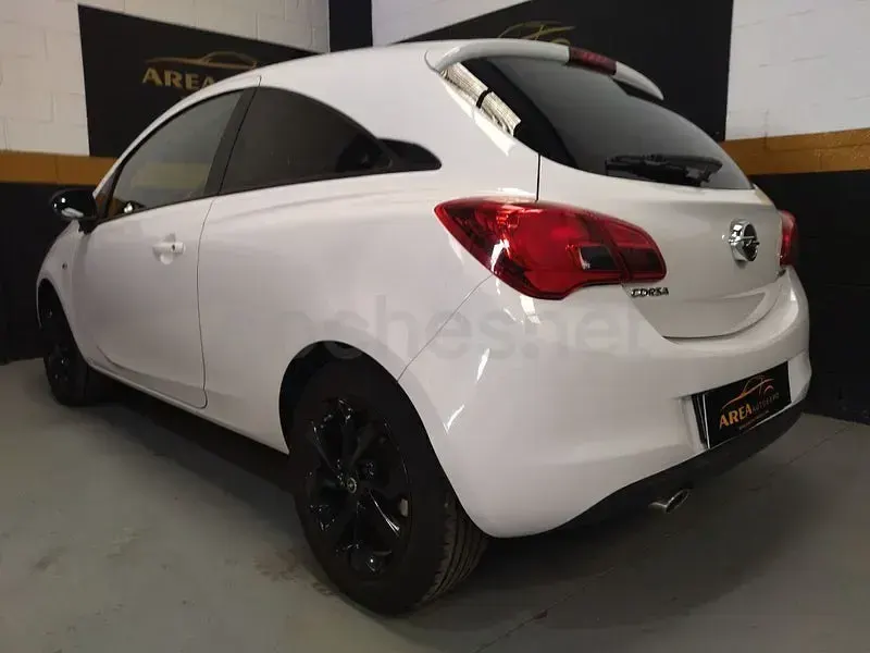 Usado Opel Corsa Color Edition 100 CV (73 kW) 2017 Blanco Utilitario