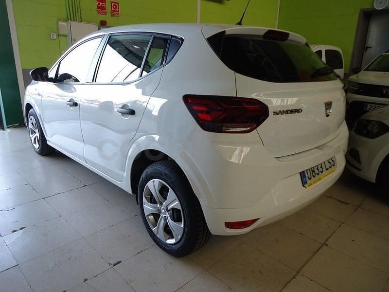 Usado Dacia Sandero Essentiel 90 CV (66 kW) 2021 Blanco Berlina