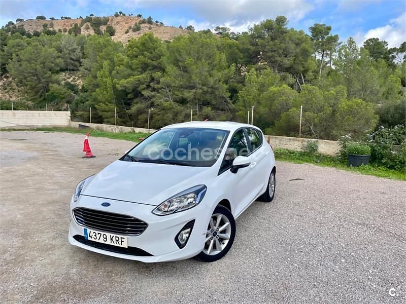 Blanco Usado 2019 Ford Fiesta Trend Berlina | 13.150 € (Un poco caro) - Imagen 1/4