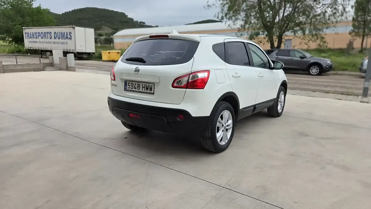 Usado Nissan Qashqai Acenta 117 CV (86 kW) 2012 Blanco SUV