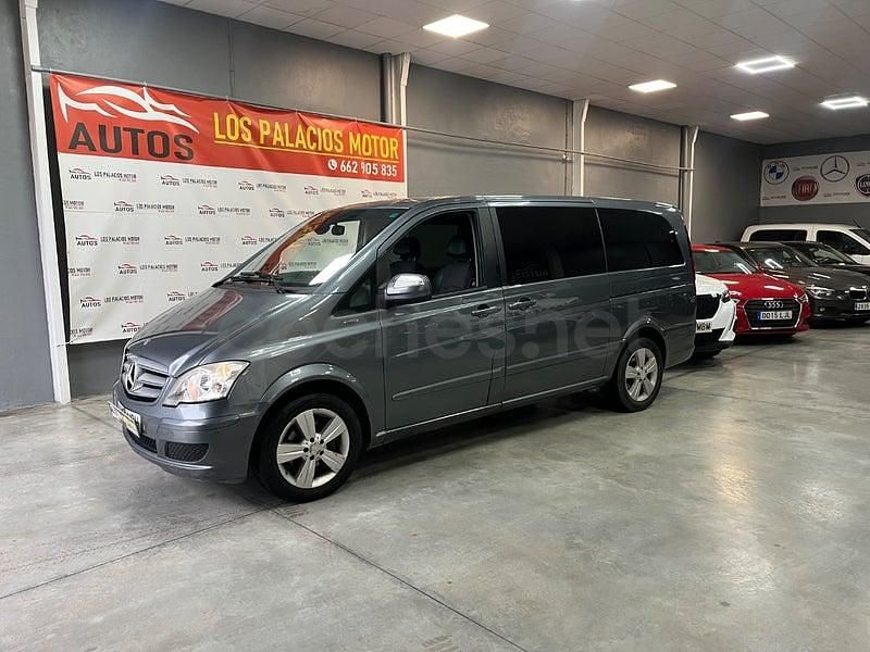 Usado Mercedes Viano Avantgarde 224 CV (164 kW) 2014 Gris / plata Monovolumen