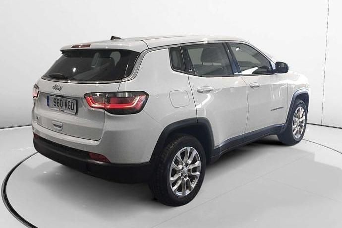 Usado Jeep Compass Night Eagle 130 CV (95 kW) 2023 SUV