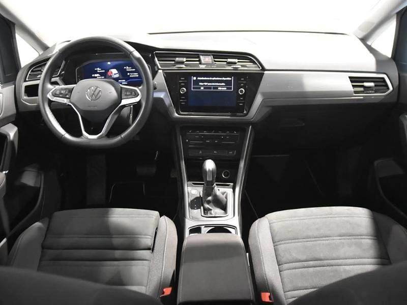 Usado VW Touran 150 CV (110 kW) 2025 Azul Monovolumen