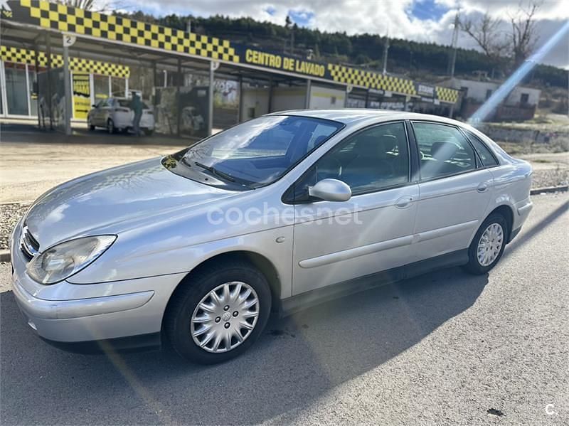 Usado Citroën C5 110 CV (80 kW) 2002 Gris / plata Berlina