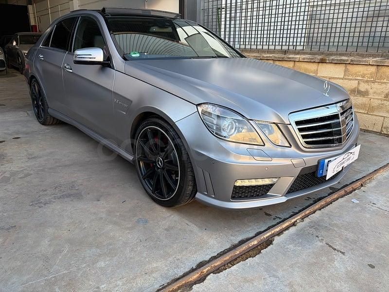 Usado Mercedes E63 AMG AMG 585 CV (430 kW) 2013 Gris / plata Berlina