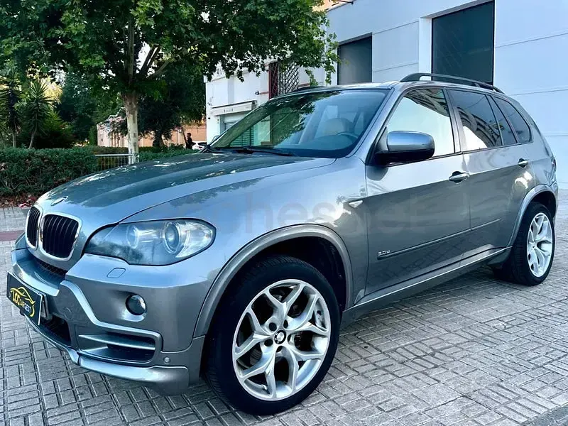 Usado BMW X5 Comfort Edition 235 CV (172 kW) 2009 Gris / plata SUV