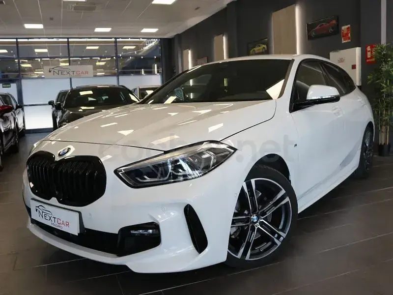 Usado BMW 118 Comfort Edition 150 CV (110 kW) 2024 Blanco Berlina