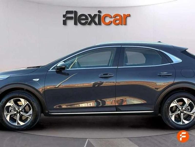 Usado Kia XCeed 120 CV (88 kW) 2022 Gris SUV