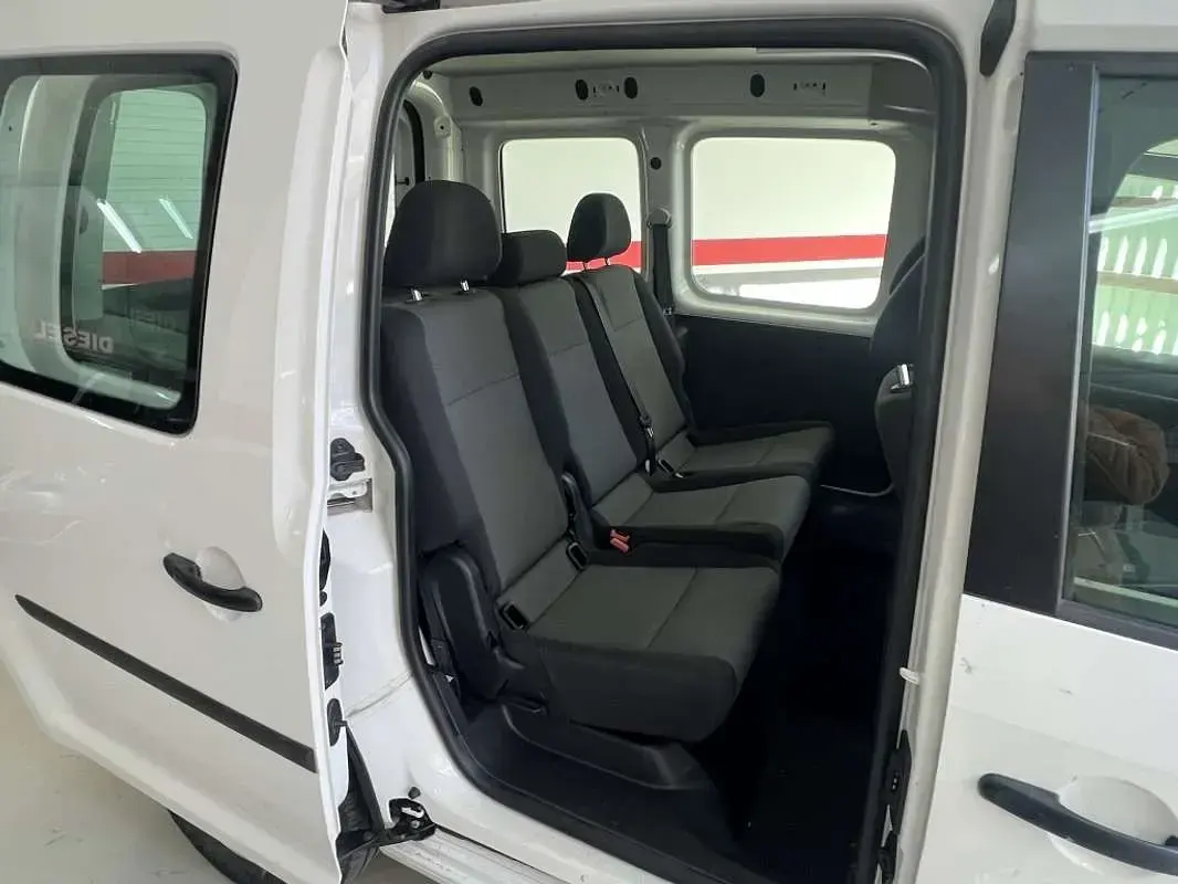 Usado VW Caddy Business 75 CV (55 kW) 2019 Blanco Monovolumen