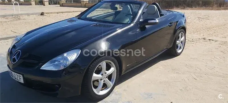 Usado Mercedes SLK200 163 CV (119 kW) 2006 Negro Descapotable