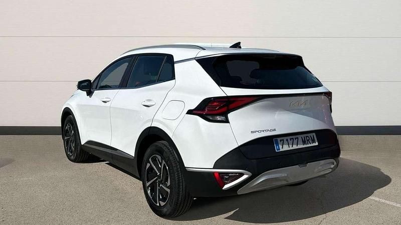 Usado Kia Sportage 152 CV (111 kW) 2024 Blanco SUV