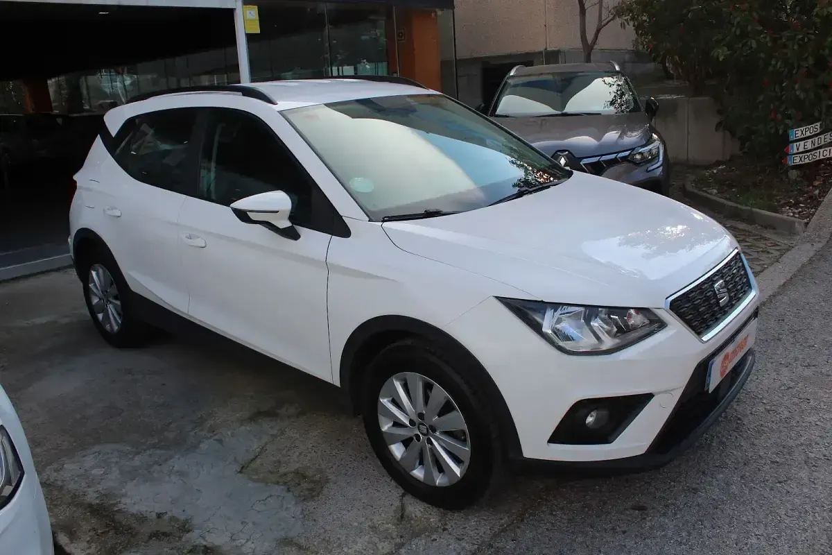 Usado Seat Arona Style 115 CV (84 kW) 2020 Blanco SUV