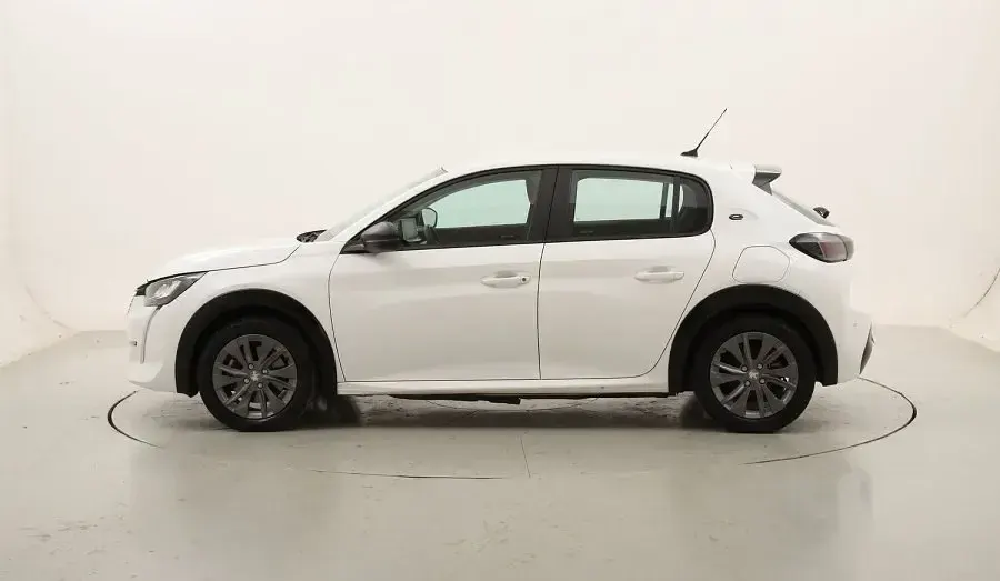 Usado Peugeot e-208 Active 100 kW (136 CV) 2021 Utilitario