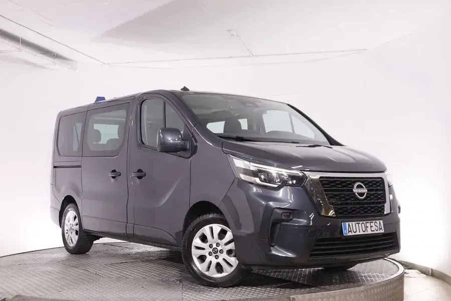 Usado Nissan Primastar Tekna 150 CV (110 kW) 2025 Gris Monovolumen