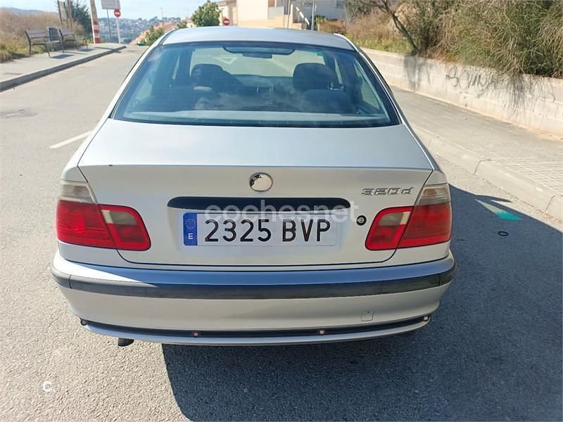 Usado BMW 320 136 CV (100 kW) 1999 Gris / plata Berlina