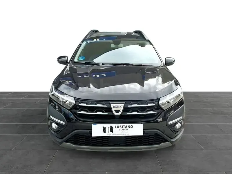 Usado Dacia Jogger Extreme 100 CV (73 kW) 2022 Negro Monovolumen