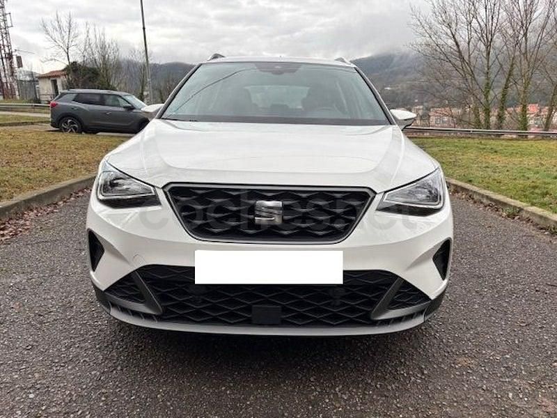 Usado Seat Arona FR 115 CV (84 kW) 2024 Blanco SUV