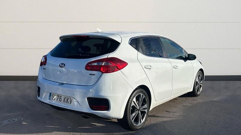Usado Kia Ceed GT 136 CV (100 kW) 2018 Blanco