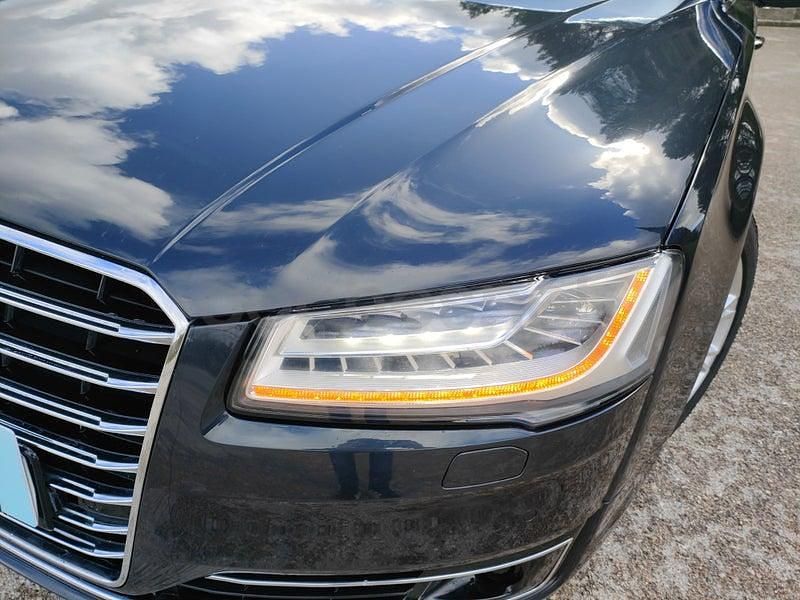 Usado Audi A8 Comfort 262 CV (192 kW) 2016 Gris / plata Berlina