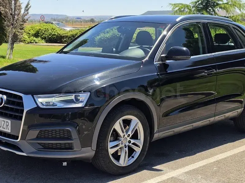 Usado Audi Q3 Sport 150 CV (110 kW) 2017 Negro SUV