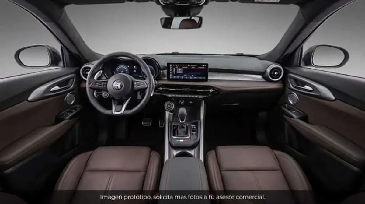 Usado Alfa Romeo Tonale Sprint 131 CV (96 kW) 2024 Gris SUV