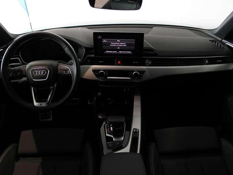 Usado Audi A4 S-Line 163 CV (119 kW) 2023 Negro Familiar