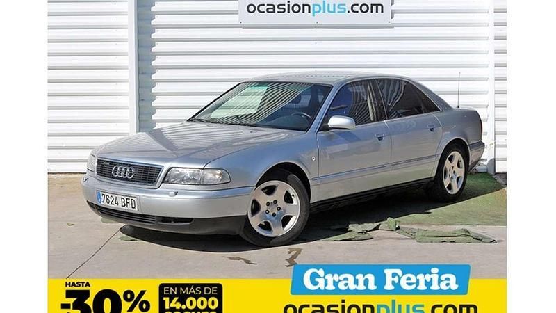 Plateado Usado 1995 Audi A8 Berlina | 2800 € - Imagen 1/4