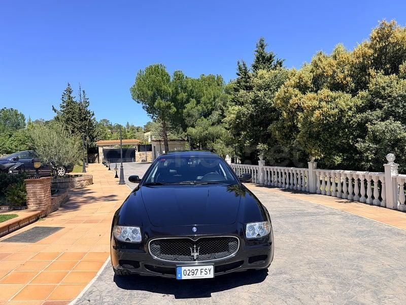 Usado Maserati Quattroporte GT 400 CV (294 kW) 2007 Negro Berlina