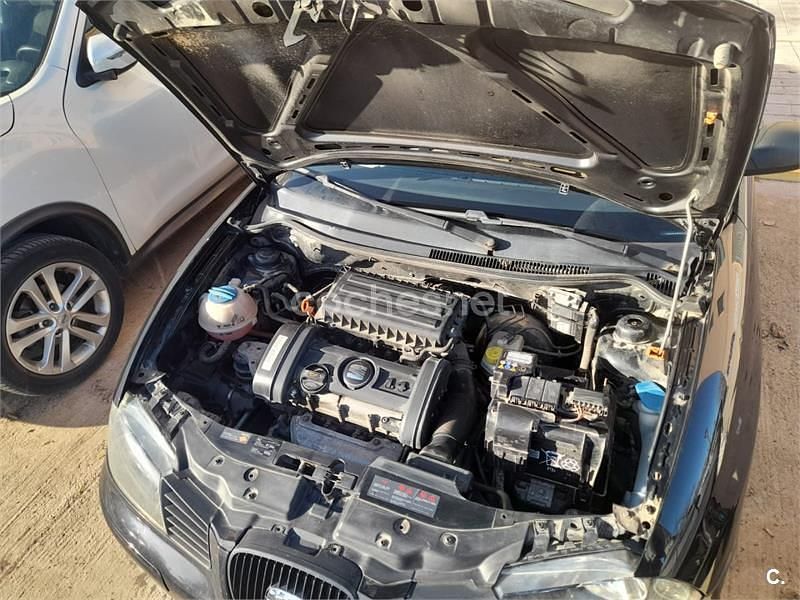 Occasion Seat Cordoba Reference 85 PK (62 kW) 2007 Zwart Sedan