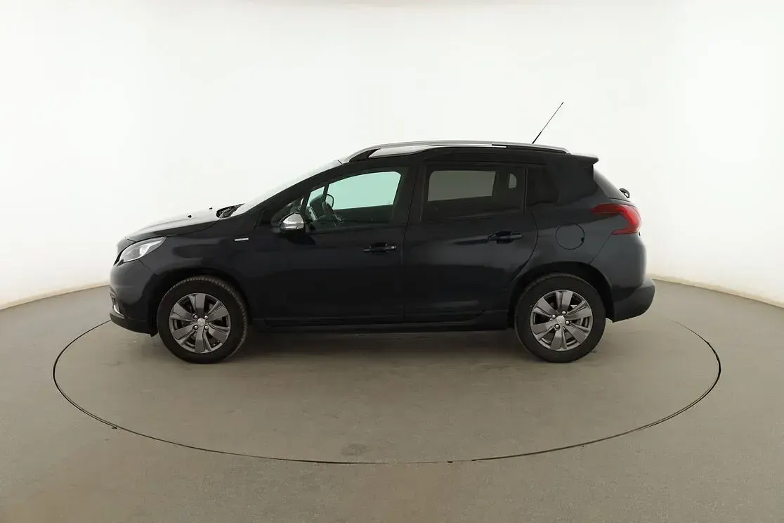 Usado Peugeot 2008 Style 110 CV (80 kW) 2018 Azul SUV