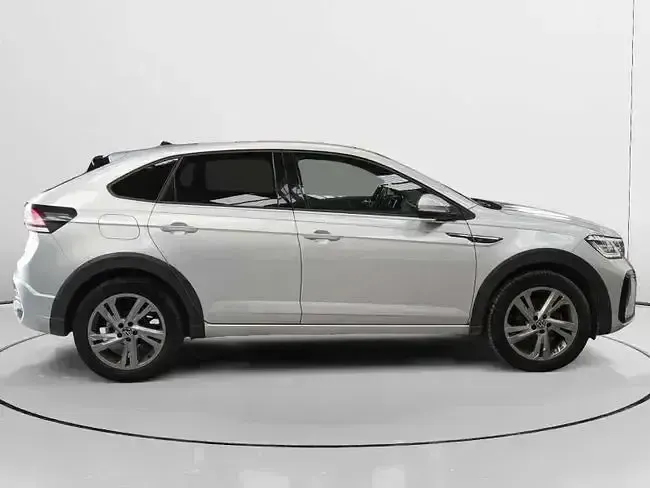Usado VW Taigo R-line 110 CV (80 kW) 2023 Gris SUV