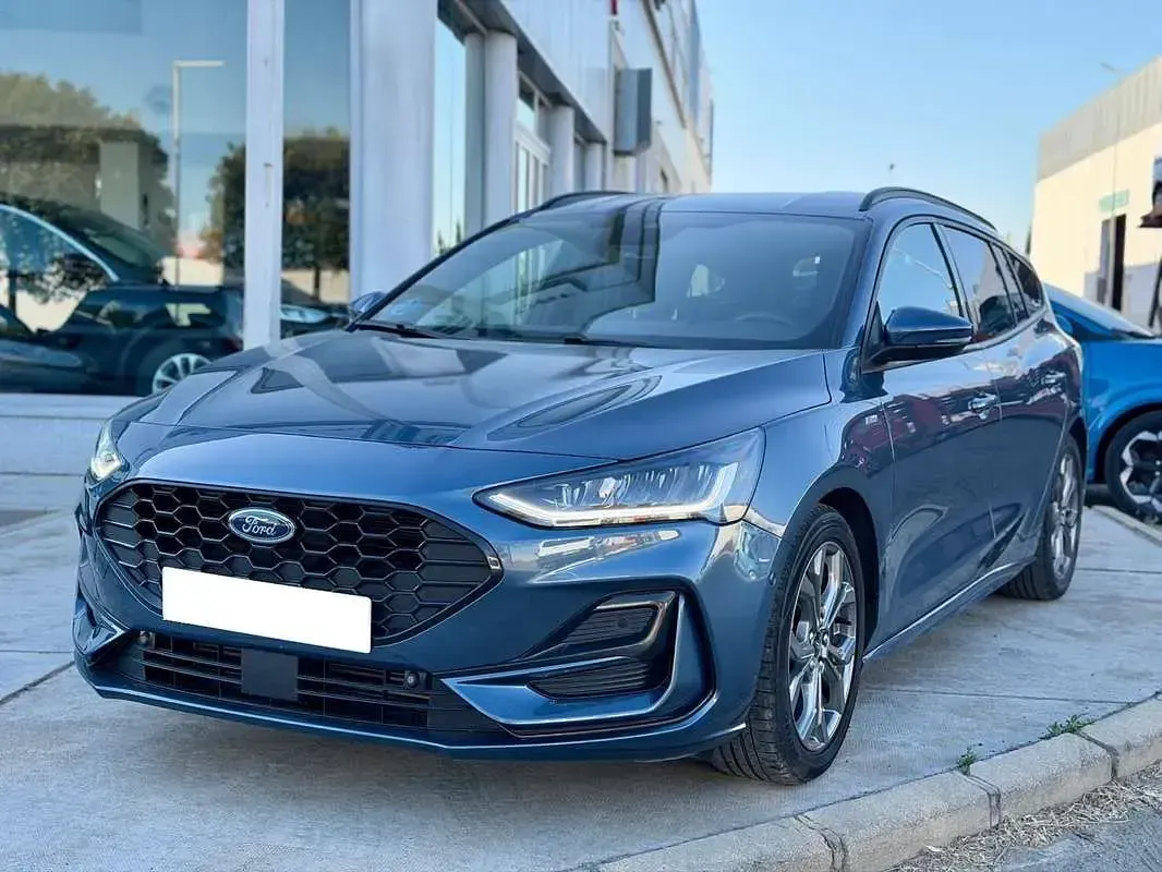 Usado Ford Focus ST-Line X 155 CV (114 kW) 2024 Azul Familiar