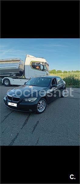Negro Usado 2007 BMW 318 Berlina | 6000 € - Imagen 1/4