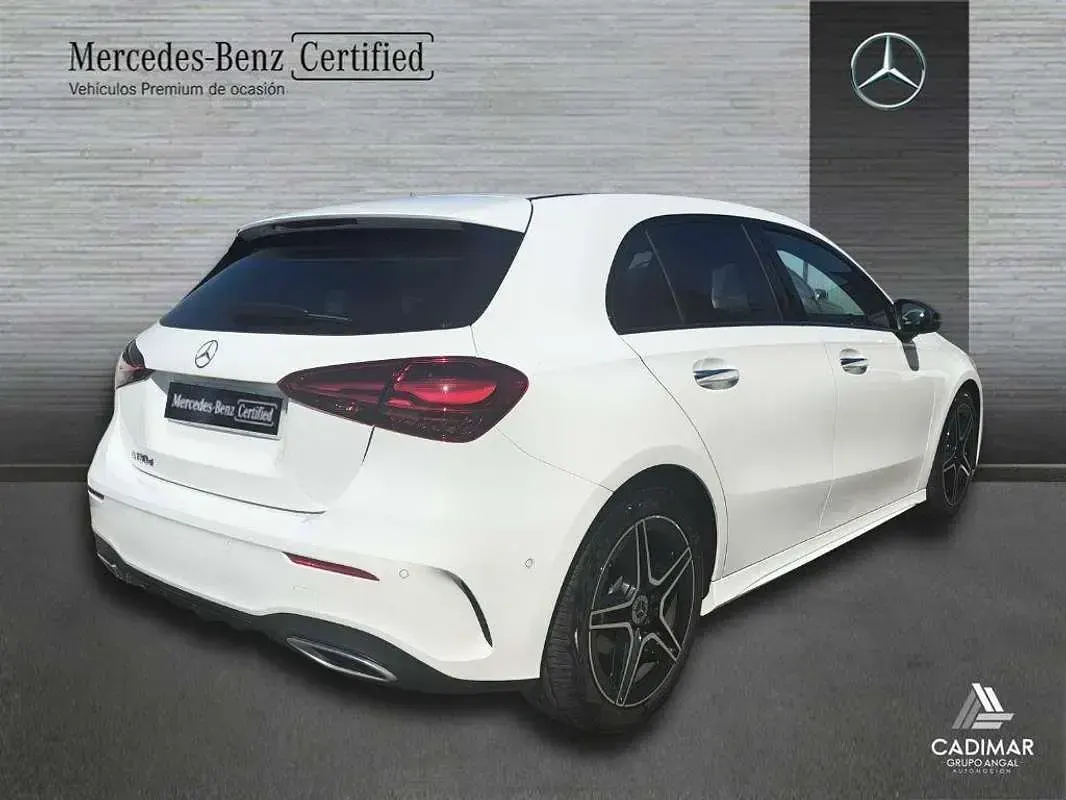 Usado Mercedes A180 116 CV (85 kW) 2025 Berlina