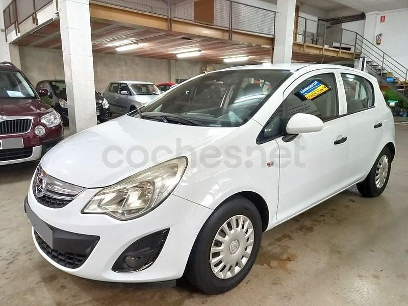 Usado Opel Corsa Expression 75 CV (55 kW) 2013 Blanco Utilitario