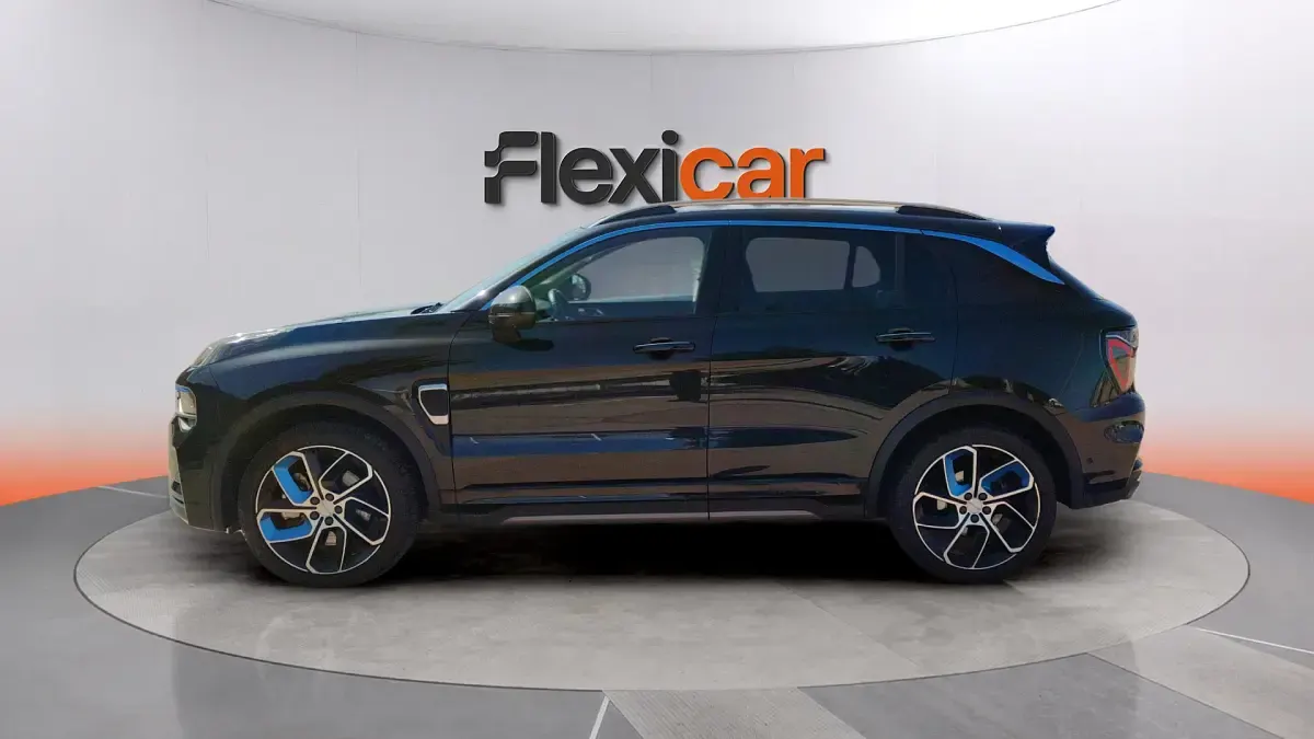 Usado Lynk & Co 01 261 CV (191 kW) 2023 Negro SUV