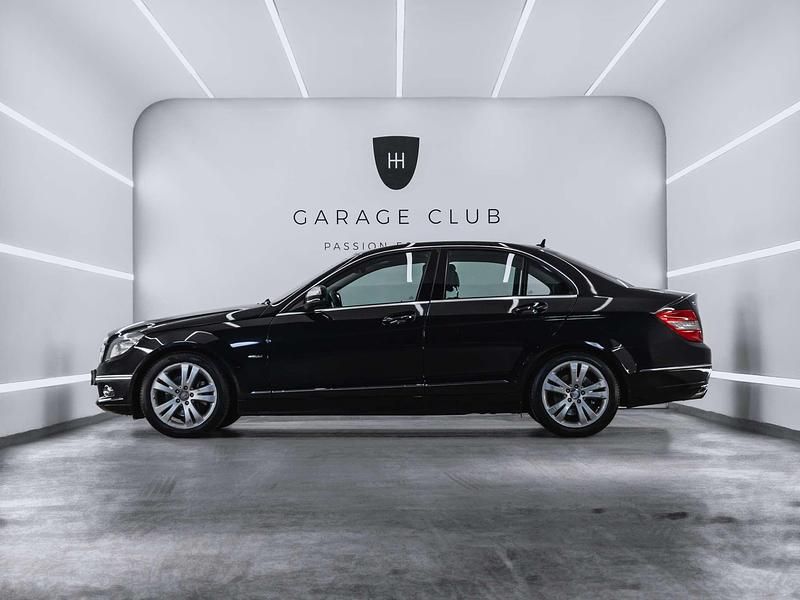 Usado Mercedes C220 Avantgarde 170 CV (125 kW) 2007 Negro Berlina