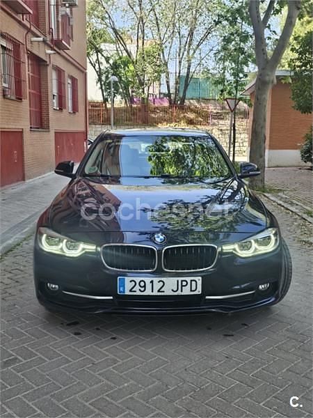 Usado BMW 318 Sport Line 150 CV (110 kW) 2016 Azul Berlina