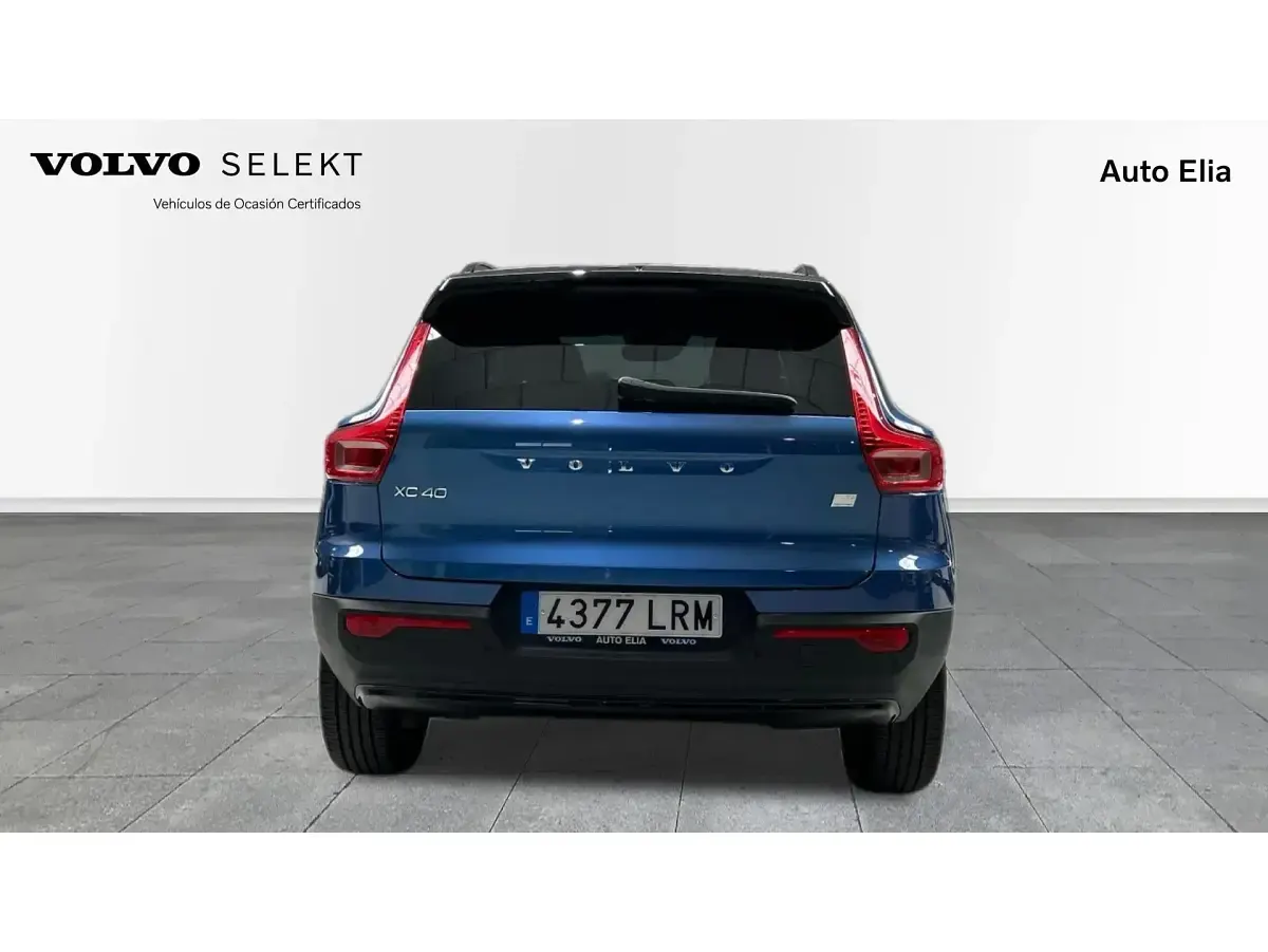 Usado Volvo XC40 R-Design 211 CV (155 kW) 2021 Azul SUV