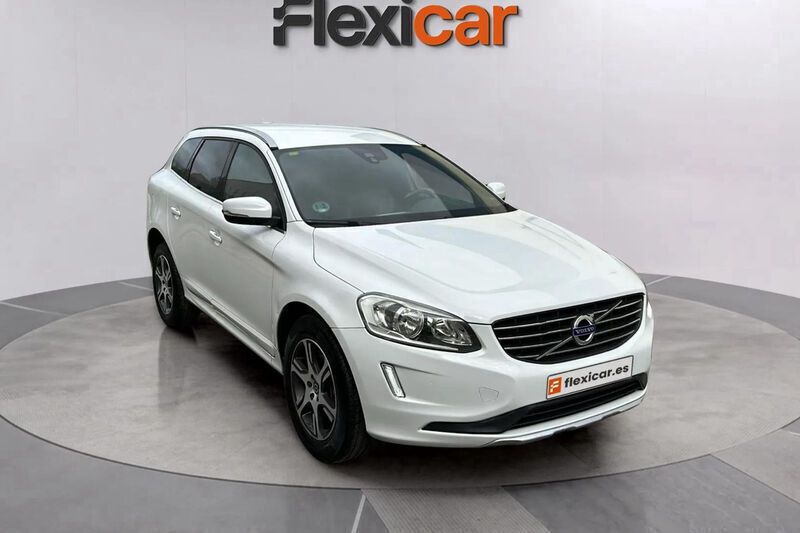 Blanco Usado 2016 Volvo XC60 Momentum SUV | 17.290 € (Buen precio) - Imagen 1/4